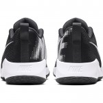 Дамски маратонки Nike Hustle Quick- черно - бяло